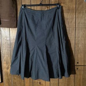 JM collection 100% cotton Women’s Skirt Size 16 Fully lined.